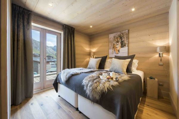 villa in Tignes : Rent this 5 bedroom chalet in Tignes Le lac with a great location. - Photo 26