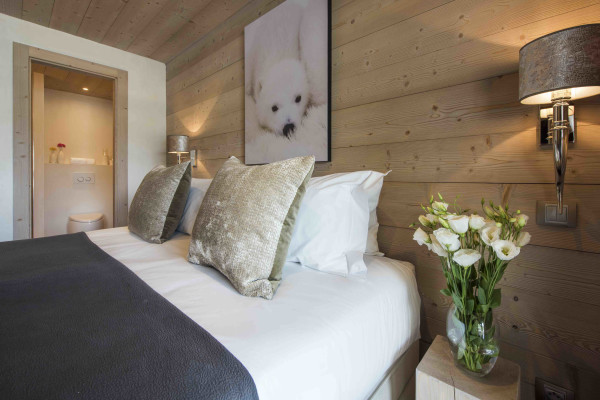 villa in Tignes : Rent this 5 bedroom chalet in Tignes Le lac with a great location. - Photo 21