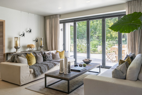 villa in Châteauneuf-Grasse : Rent beautiful newly renovated villa with a stunning tranquil location - Photo 18