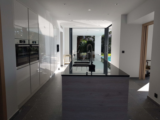 villa in Cannes : Rent this brand new villa in the heights of Cannes. - Photo 1