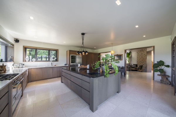 villa in Châteauneuf-Grasse : Rent beautiful newly renovated villa with a stunning tranquil location - Photo 7