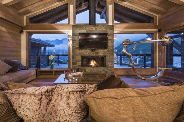 villa in Tignes : Rent this 5 bedroom chalet in Tignes Le lac with a great location. - Photo 7
