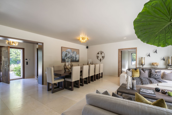 villa in Châteauneuf-Grasse : Rent beautiful newly renovated villa with a stunning tranquil location - Photo 12