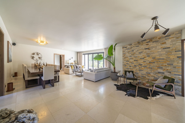 villa in Châteauneuf-Grasse : Rent beautiful newly renovated villa with a stunning tranquil location - Photo 11