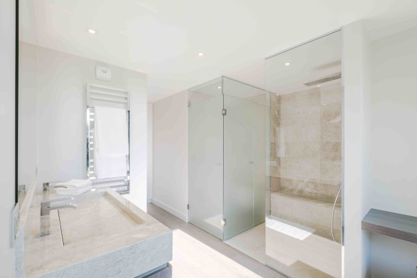 villa in Cannes : Rent this brand new modern villa in Cannes Californie - Photo 11