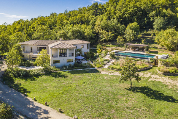 villa in Châteauneuf-Grasse : Rent beautiful newly renovated villa with a stunning tranquil location - Photo 63