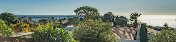 villa in Cannes : Rent this brand new modern villa in Cannes Croix des Gardes with a stuning 180 degree sea view - Photo 30