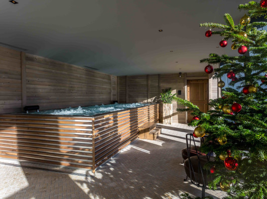 villa in Val Thorens : Rent this luxurious 7 bedroom chalet located in the heart of Val Thorens. - Photo 13