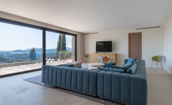 villa in Mougins : Rent gorgeous 5 bedroom villa in the hills of Mougins with a breathtaking seaview - Photo 17