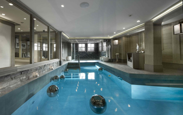 villa in Saint-Bon-Tarentaise : Rent this wonderful luxurious 5 ensuite bedrooms chalet with a direct access to the slopes. - Photo 1
