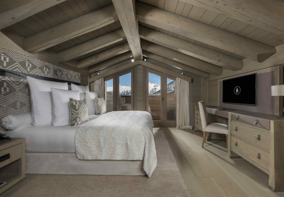 villa in Saint-Bon-Tarentaise : Rent this unique ski-in/ski-out  chalet location, with a panoramic view overlooking the valley. - Photo 8