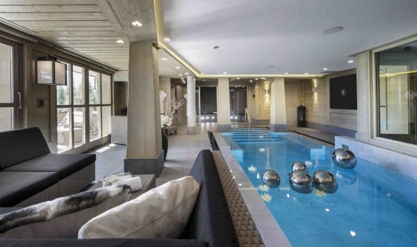 villa in Saint-Bon-Tarentaise : Rent this 5 bedrooms luxurious chalet on the slopes in Courchevel 1850 - Photo 1