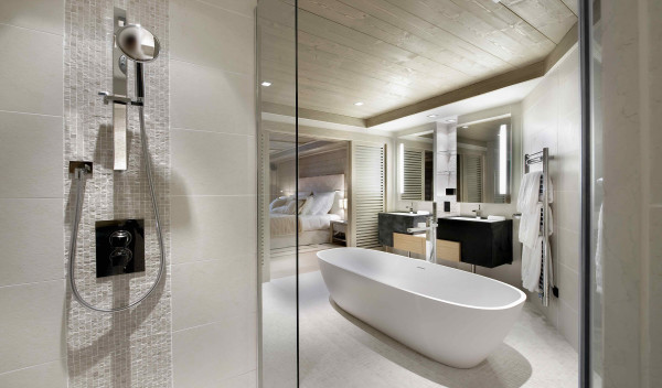 villa in Saint-Bon-Tarentaise : Rent this unique ski-in/ski-out  chalet location, with a panoramic view overlooking the valley. - Photo 11