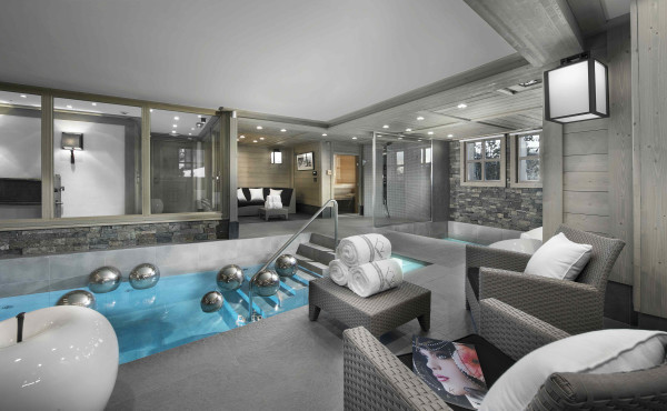 villa in Saint-Bon-Tarentaise : Rent this wonderful luxurious 5 ensuite bedrooms chalet with a direct access to the slopes. - Photo 9