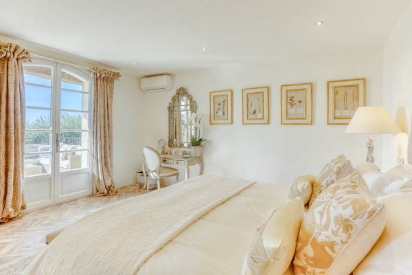 villa in Grimaud : Rent wonderful villa in a prestigious domaine in Grimaud - Photo 17