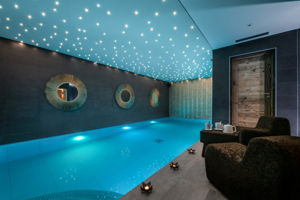 villa in Courchevel : Rent this brand new chalet in Courchevel 1850 close to the slopes, with a lovely spa. - Photo 25