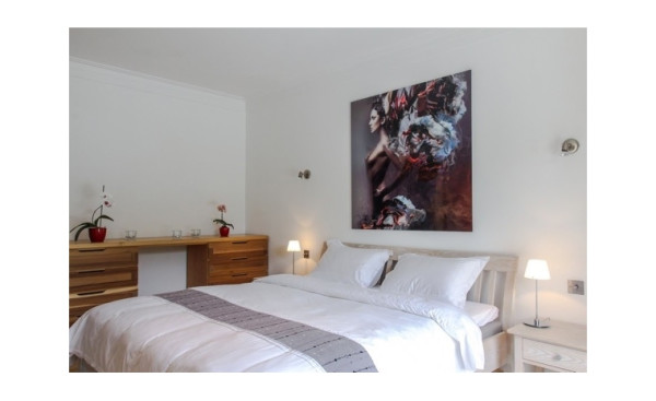 villa in Châteauneuf-Grasse : Rent wonderful newly renovated villa with private tennis court - Photo 10