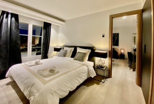 apartment in Cannes : Rent fantastic 3-bedroom apartment in Cannes within seconds from the Croisette and 3 minutes to the Palais des Festivals - Photo 9