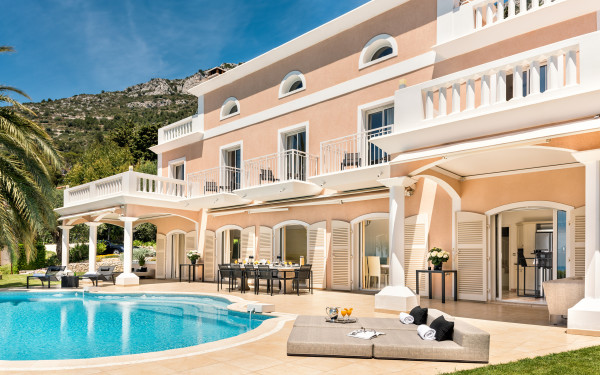 villa in Cap-d'Ail : Rent magnificent villa with a wonderful sea view close to Monaco - Photo 0