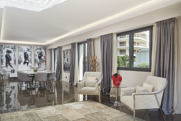 villa in Cannes : Rent this unique property located on the Famous Croisette within walking distance to all the amenities, restaurants, nightlife of Cannes - Photo 8