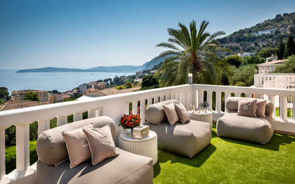 villa in Cap-d'Ail : Rent magnificent villa with a wonderful sea view close to Monaco - Photo 2