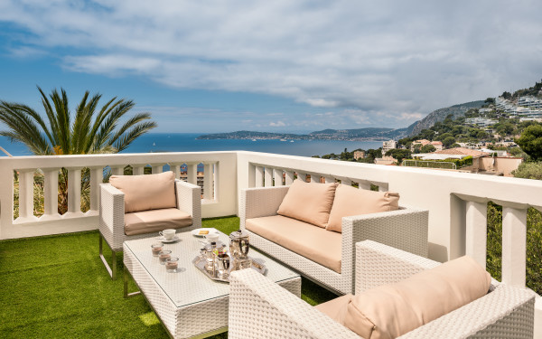villa in Cap-d'Ail : Rent magnificent villa with a wonderful sea view close to Monaco - Photo 31