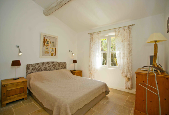 villa in Saint-Tropez : Rent provencal open-plan villa carefully decorated 3m walk from Pampellone’s best beaches - Photo 10