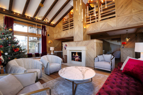 villa in Courchevel : Rent this prestigious chalet nestled in the Cospillot area in Courchevel 1850 which can accommodate 14 guests - Photo 0