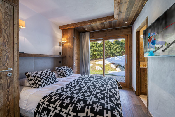 villa in Megeve : Rent this lovely family chalet for 10 guests with a large wellness area in Megeve, le Jaillet. - Photo 8