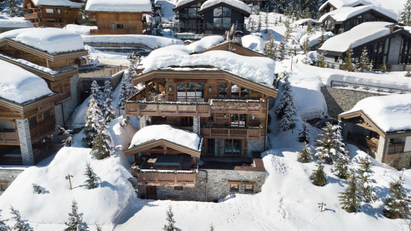 villa in Courchevel : Rent this 6 bedroom chalet with a panoramic view of the peaks of Bellecôte glacier - Photo 30