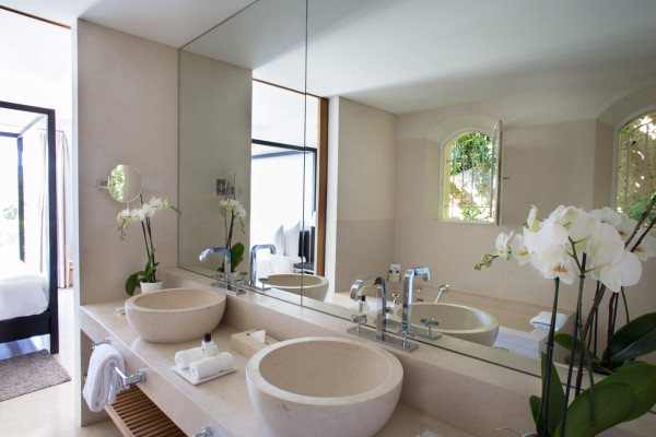 villa in St Tropez : Rent this sea view property in a private gated and secured domain in St Tropez. - Photo 16
