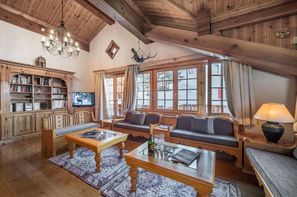 villa in Courchevel : Rent this typical savoyard, ski in ski out chalet in Courchevel Belvedere. - Photo 1