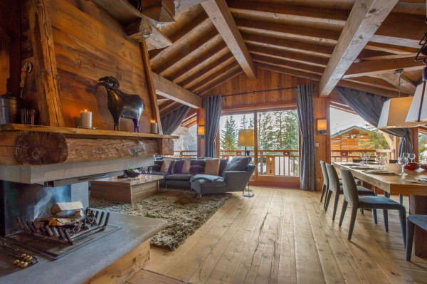 villa in Courchevel : Rent this family chalet with 4 bedrooms in Les Chenus - Photo 3