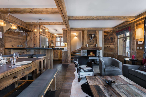 villa in Courchevel : Rent this authentic family Savoyard chalet in Les Chenus. - Photo 2
