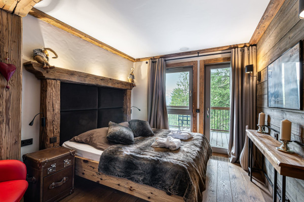 villa in Courchevel : Rent this 6 bedrooms chalet in Belvedere with a large well ness area. - Photo 13