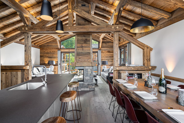 villa in St Martin de Belleville : Rent this renovated barn for 10 guest in Villarabout. - Photo 2