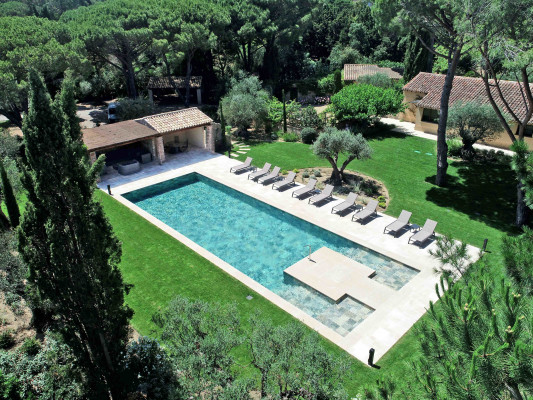 villa in Saint-Tropez : Rent provencal open-plan villa carefully decorated 3m walk from Pampellone’s best beaches - Photo 1