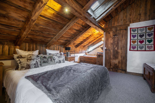 villa in Meribel : Rent this cozy chalet for 12 guests with Sauna and Jacuzzi in Méribel Le Raffort - Photo 12