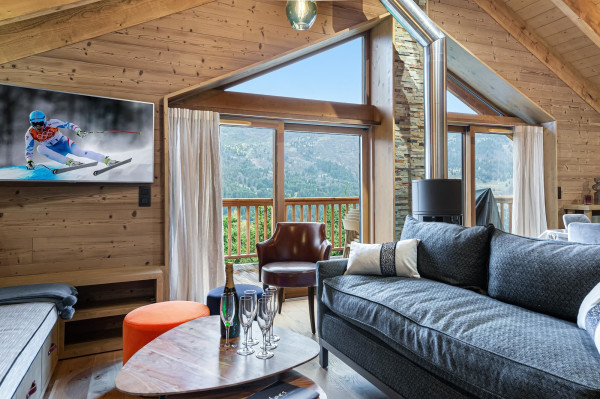 villa in Meribel : Rent this new built chalet in the Plateau of Méribel with a gorgeous view for 12 guests. - Photo 5