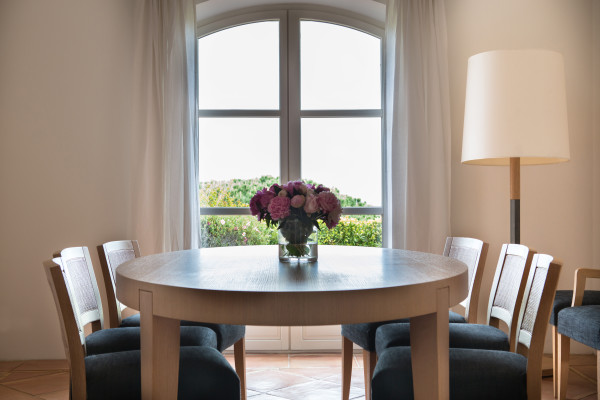 villa in St Tropez : Rent this amazing property with a perfect location near Pampelonne beaches for 8 guests. - Photo 10
