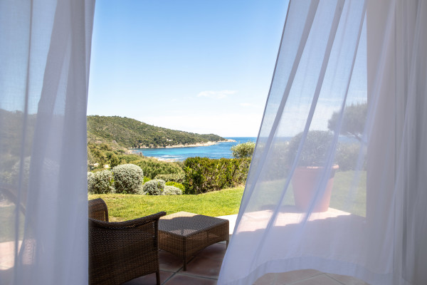 villa in St Tropez : Rent this wonderful renovated provencal villa in a private domain close to St Tropez for 8 guests. - Photo 15
