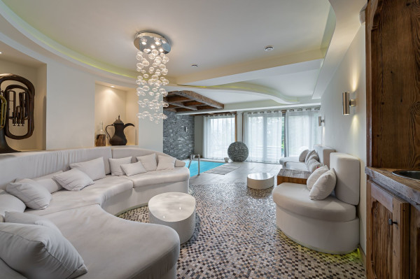 villa in Courchevel : Rent this 6 bedrooms chalet in Belvedere with a large well ness area. - Photo 23