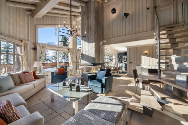 villa in Courchevel : Rent this family Chalet located in the Pralong area within fifty meters from the slopes. - Photo 0