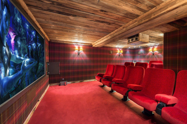 villa in Courchevel : Rent this 6 bedrooms chalet located in the Domain de Bllecôte  in Courchevel 1850. - Photo 20