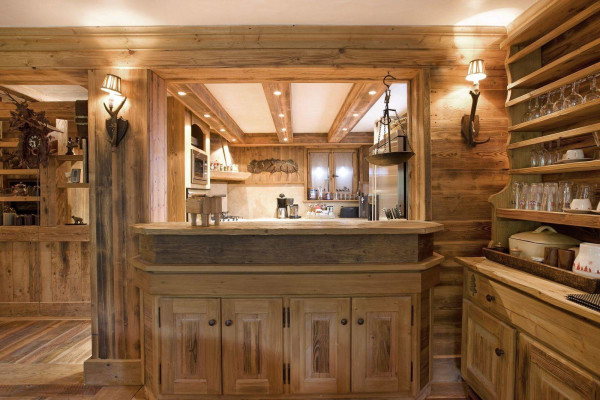 villa in Courchevel : Rent this authentic mountain chalet in the District of Plantret. - Photo 5