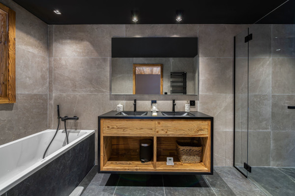 villa in Courchevel : Rent this brand new chalet in Courchevel Village for 14 guests. - Photo 5