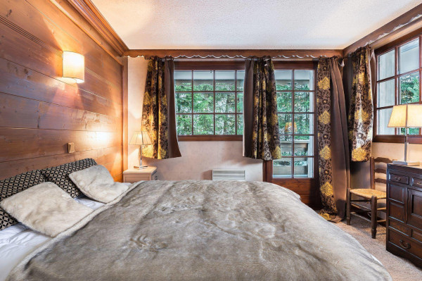 villa in Meribel : Rent this traditional and warm Savoyard chalet up to 14 guests in Musillon. - Photo 18