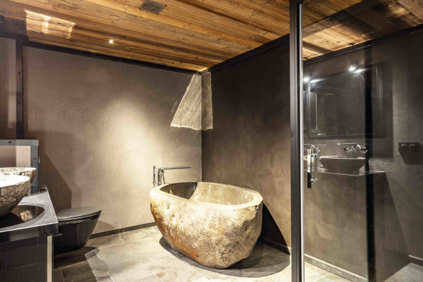villa in Tignes : Rent this amazing 5 bedroom chalet in Tignes. - Photo 12