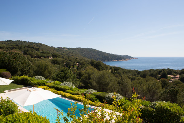 villa in St Tropez : Rent this sea view property in a private gated and secured domain in St Tropez. - Photo 1