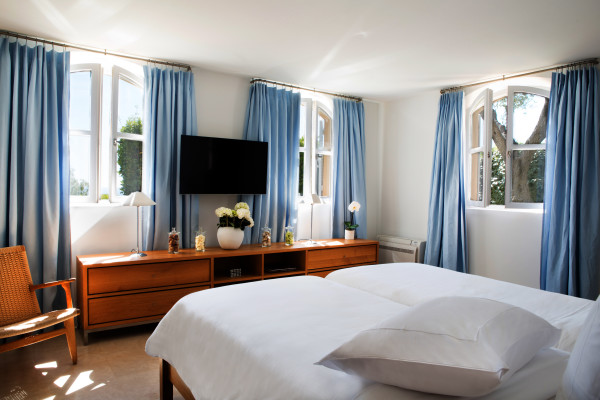 villa in St Tropez : Rent this sea view property in a private gated and secured domain in St Tropez. - Photo 14
